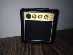 MINI GUITAR AMP