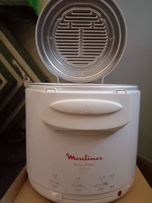 1kg moulinex deep fryer for sale condition 100 by 100 3