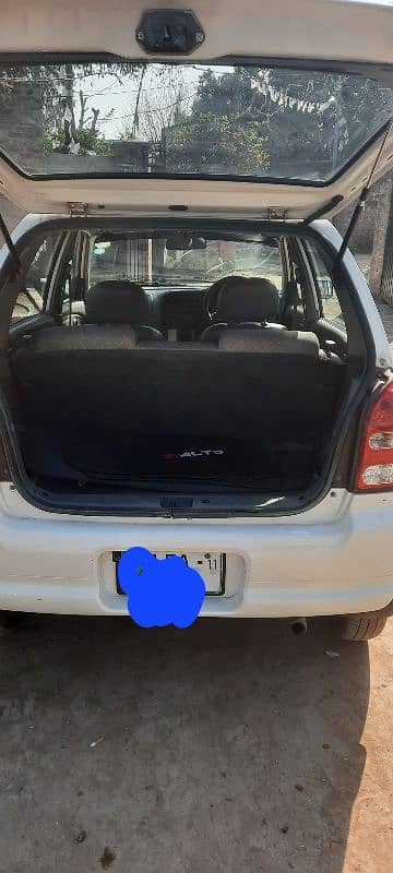 Suzuki Alto 2011 3