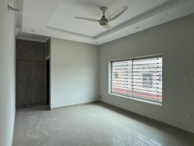 14 Marla Triple Storey House Available For Rent G-13 15