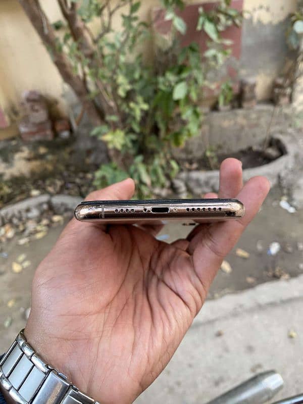 Iphone XS Max pta approved 4