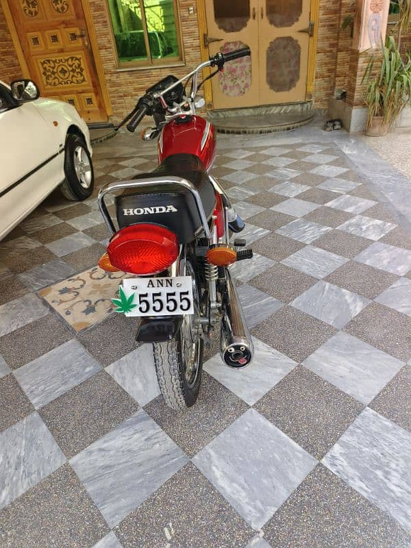 HONDA 125 SELF START BLACK 1