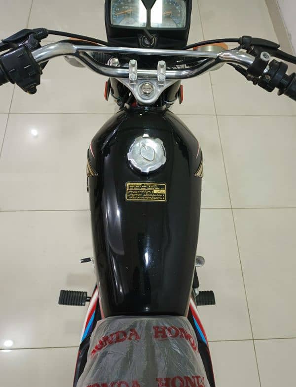 HONDA CG-125 MODEL 2019 6