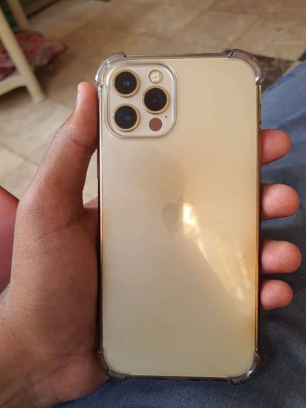 iphone 12 pro Urgent sale 7