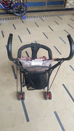 Baby pram 9/10 condition