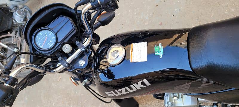 Suzuki 110 Karachi number first owner cplc clear 3