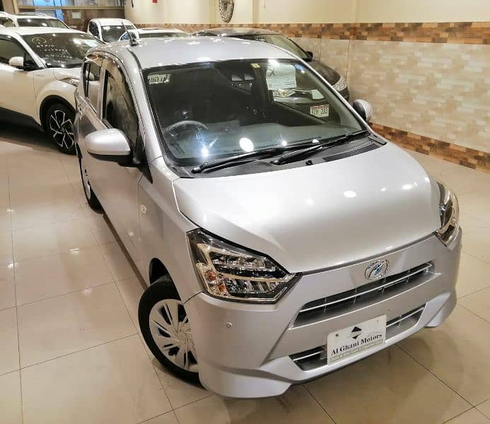 Daihatsu Mira 2020 4