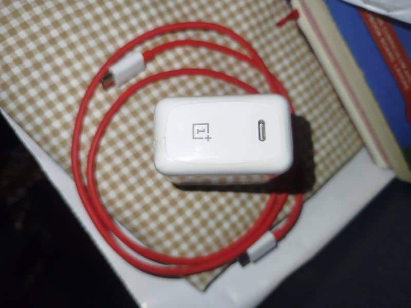 one plus 65w original charger 0