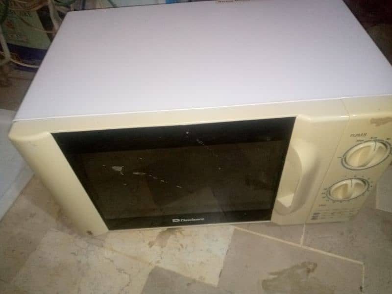 Dawlance Microwave oven 0