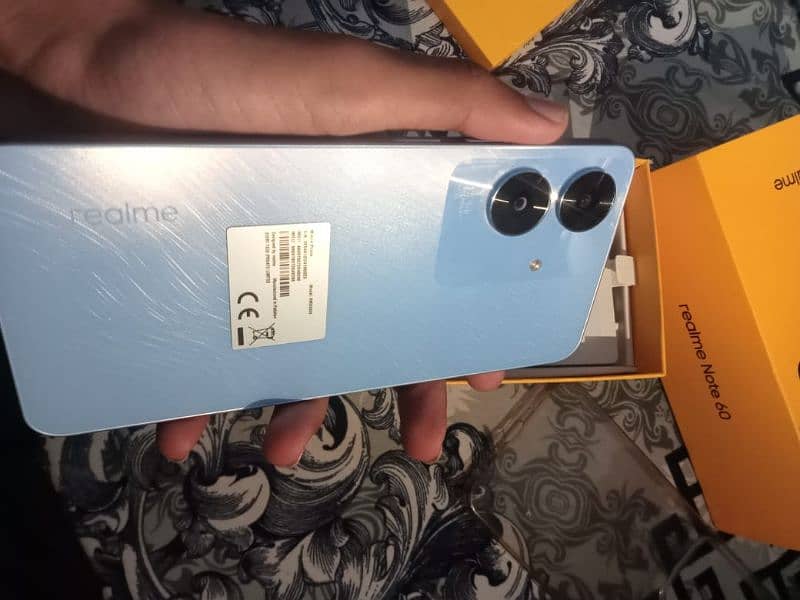 realme note 60 4/128 0