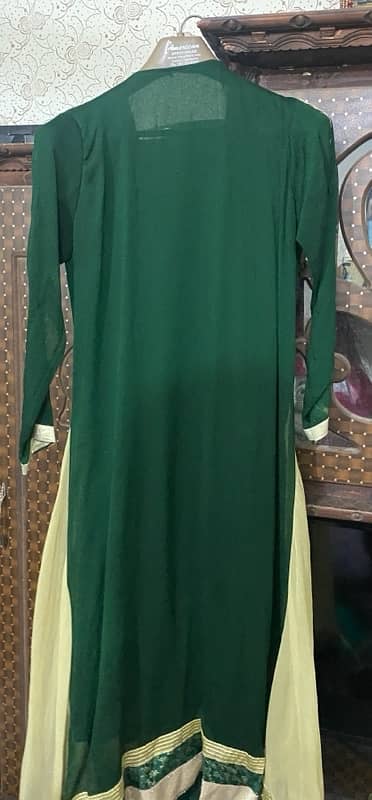 Green Maxi For Women (Size Medium) 4