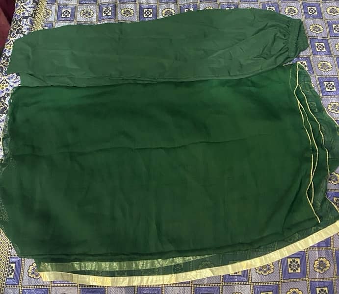 Green Maxi For Women (Size Medium) 5