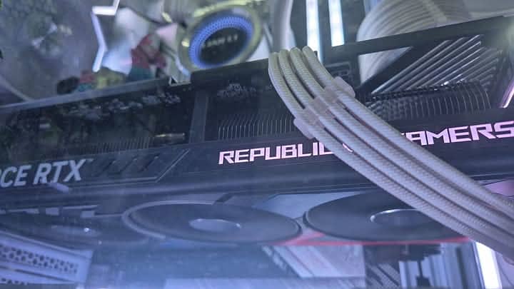 ASUS ROG STRIX RTX 4060 UNDER WARRANTY 1