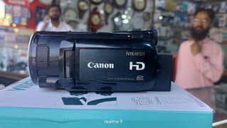 Canon Professional Handycam | Camcorder | IVIS HFS11