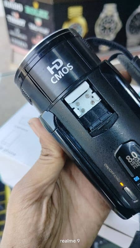 Canon Professional Handycam | Camcorder | IVIS HFS11 3