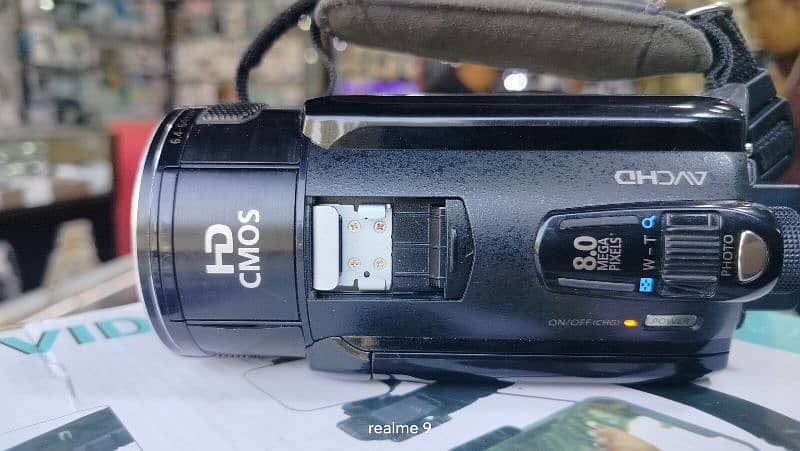 Canon Professional Handycam | Camcorder | IVIS HFS11 5