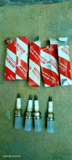 Original Toyota Corolla Plugs