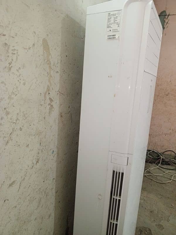 Haier 2 Tan floor Standing Available good condition 2