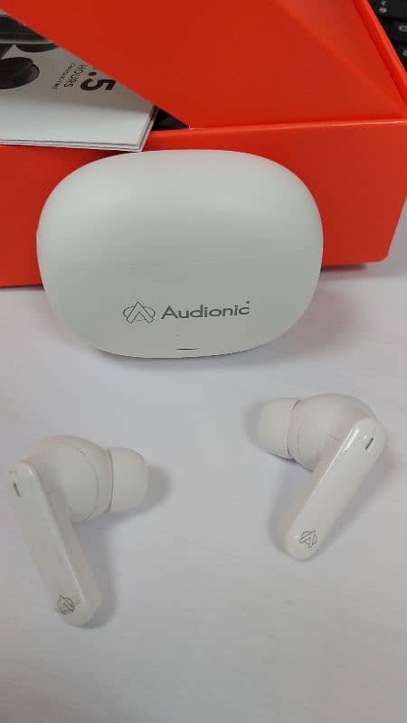 audionic 8