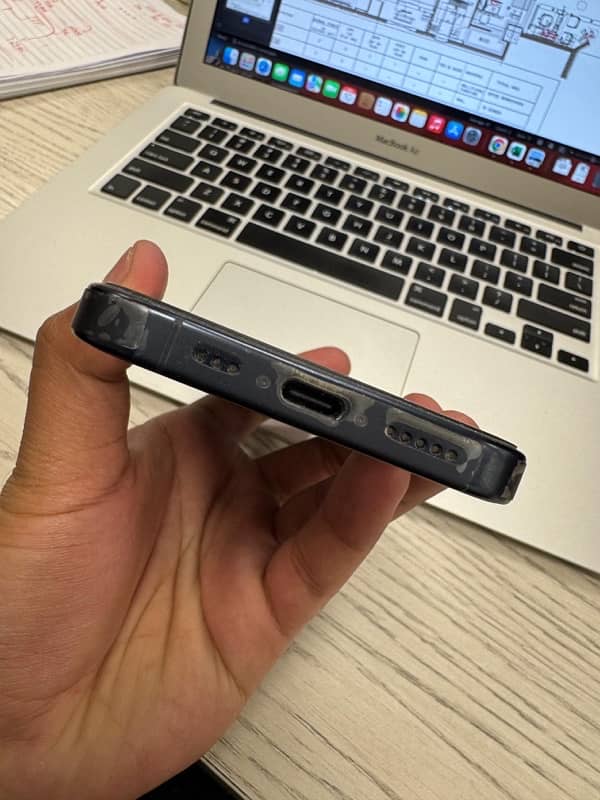 Iphone 15Pro LL/A PTA approved 4