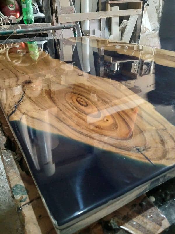 epoxy table's 1