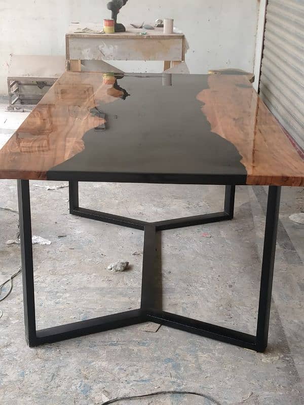 epoxy table's 5