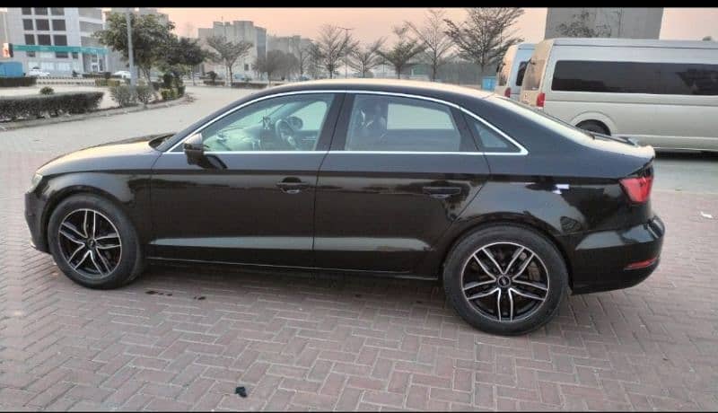 Audi A3 2016 model just like Bmw , civic , sonata 7