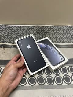 Iphone Xr 64GB Seald water pack 10/9.7 With Box