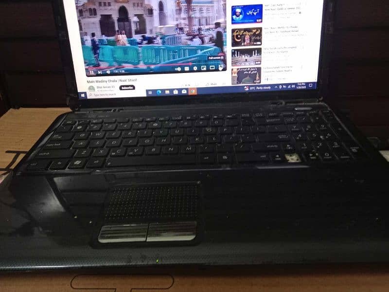 ASUS LAPTOP 1