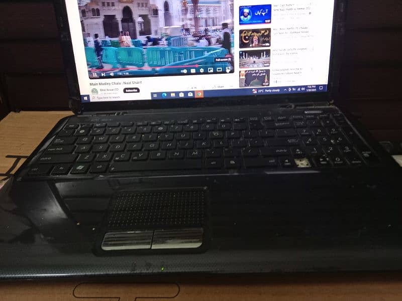 ASUS LAPTOP 5