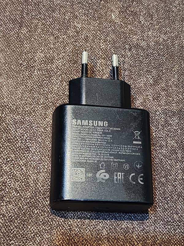 Samsung Galaxy Original 45W Adapter 0