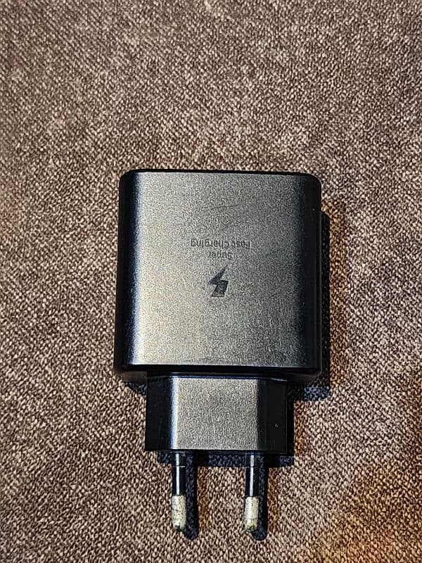 Samsung Galaxy Original 45W Adapter 1