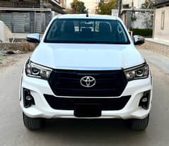 Toyota Hilux Revo 2.8 V Top Of The Line Model 2019 Like New