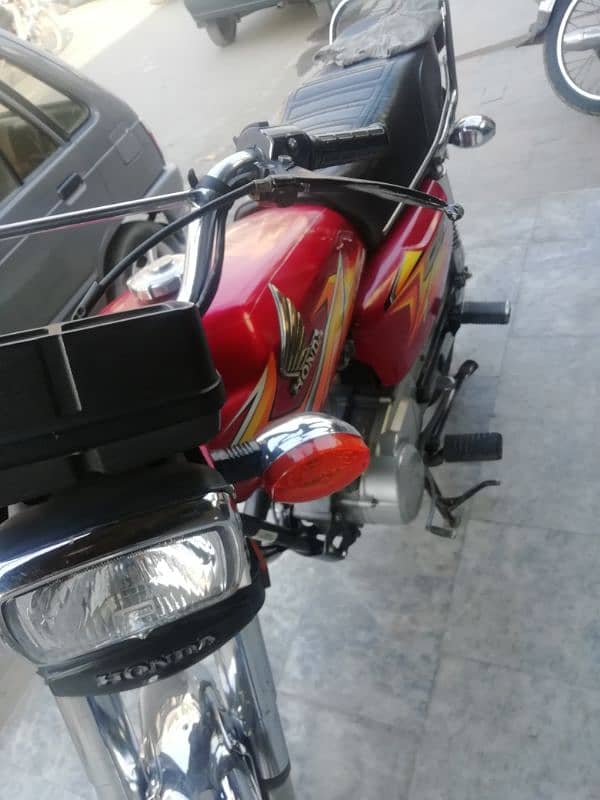 honda 125 good condition 2021 model 5