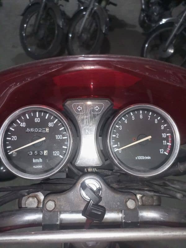 SUZUKI GS 150 SE FOR SALE IN GOOD CONDITION 3