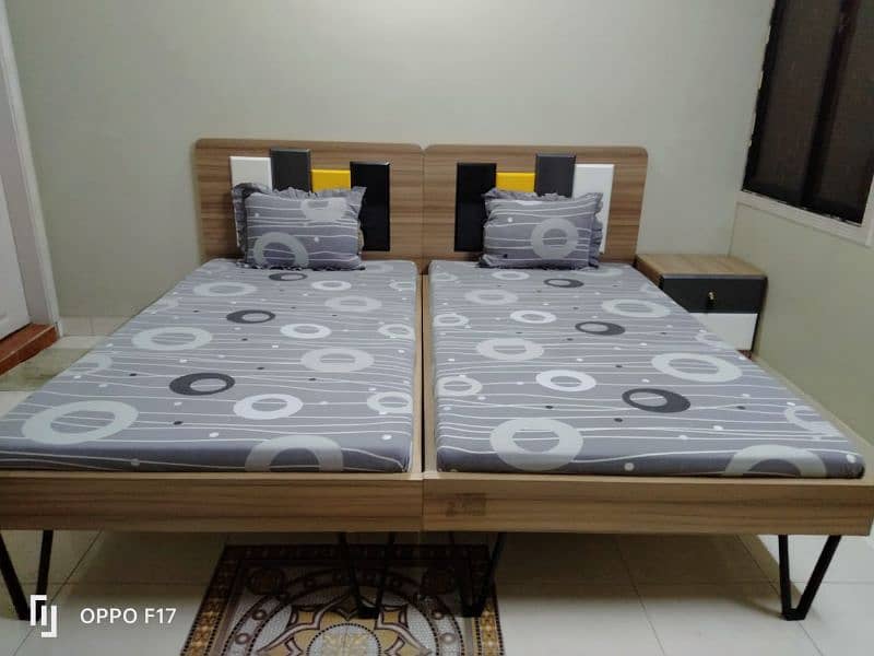 bed set only 8 t 9 month used 3