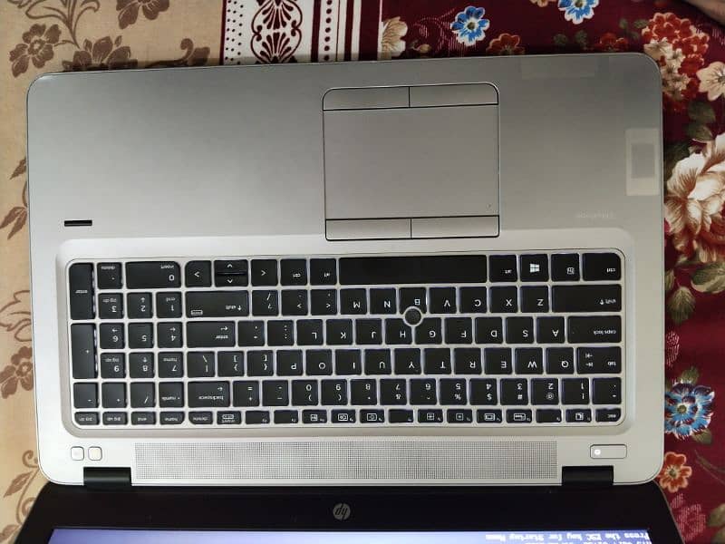 HP EliteBook 2