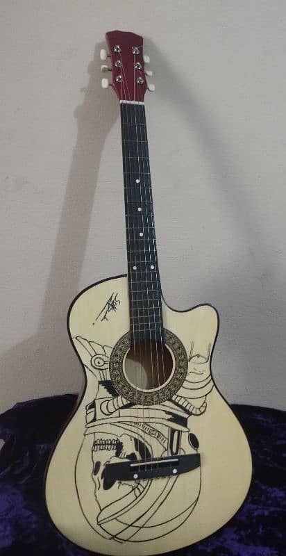 Acoustic Guitar with almost 10/10 condition 0