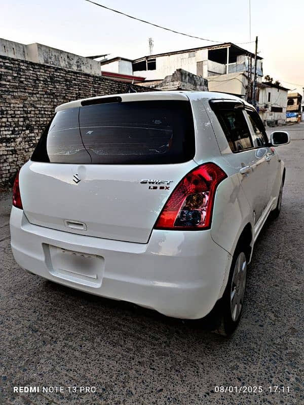 Suzuki Swift 2011 1