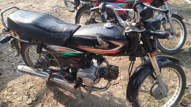 HONDA CD 70 2015 1