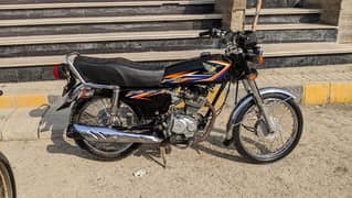 bike achi hi complete file hi contact 03472806123