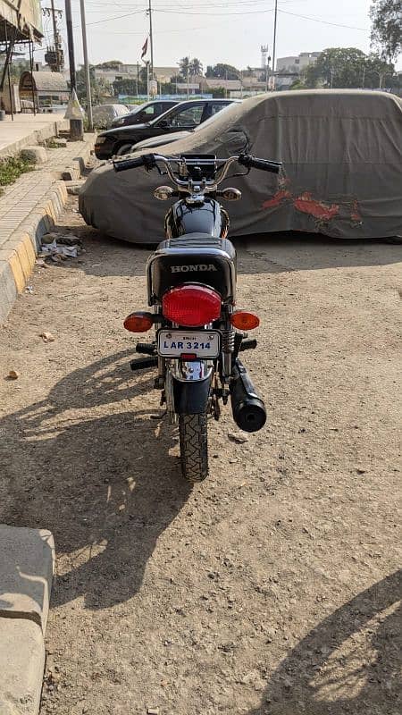 bike achi hi complete file hi contact 03472806123 2