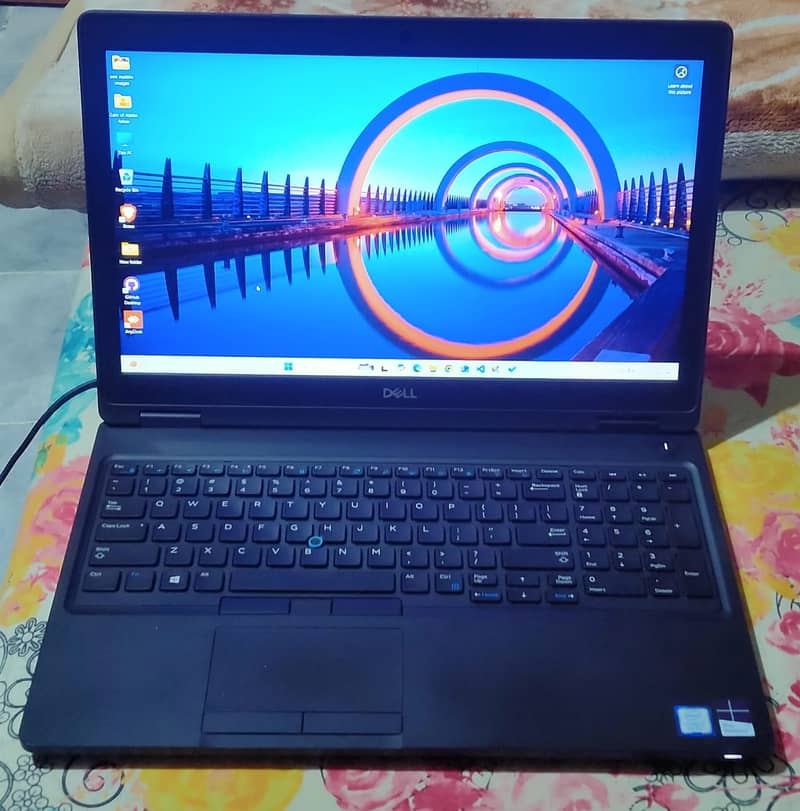 Dell Latitude 5590 | i5 8th | 8gb ram & 256gb ssd | 15.6 inch Screen 4