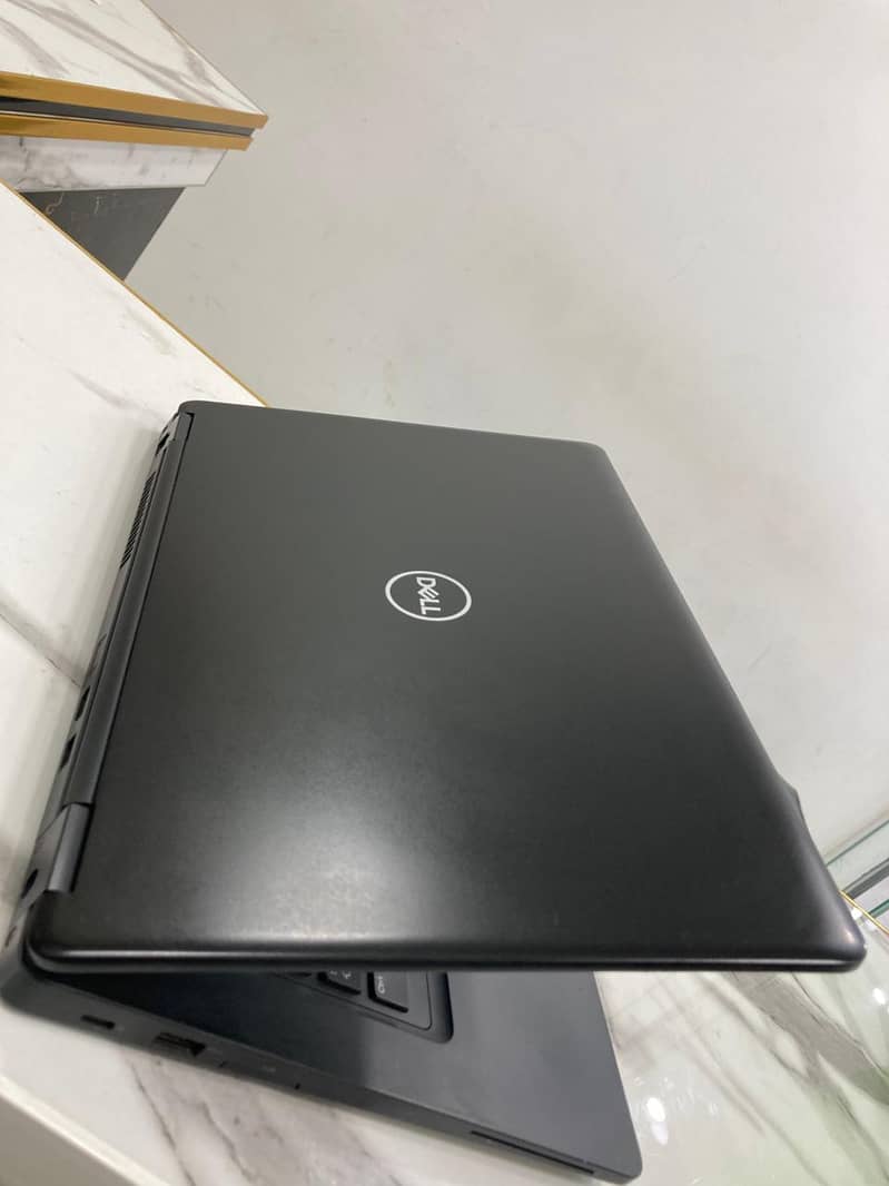 Dell Latitude 5490 - 14" FHD, Core i7 8th Gen, 16GB RAM, 256GB SSD | O 3