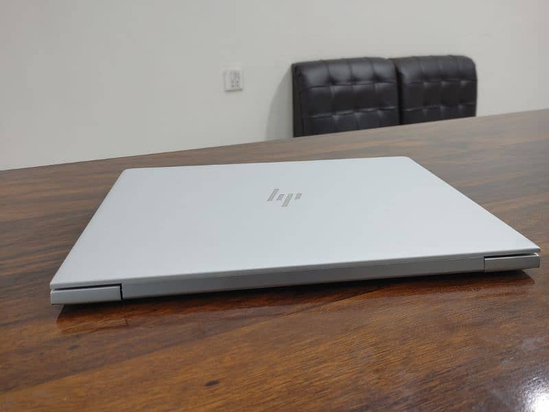 Hp elitebook 840 G6 i7 8th gen 10