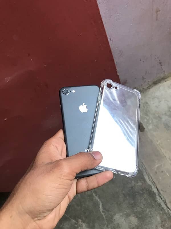 iphone 8 256Gb *Officialy PTA Approved* 9