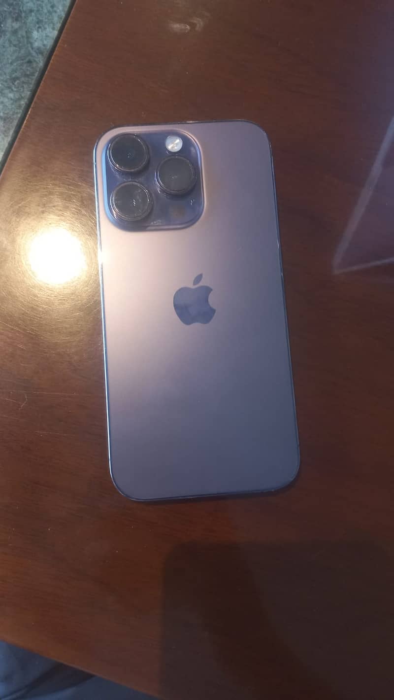 Apple iPhone 14 Pro 1