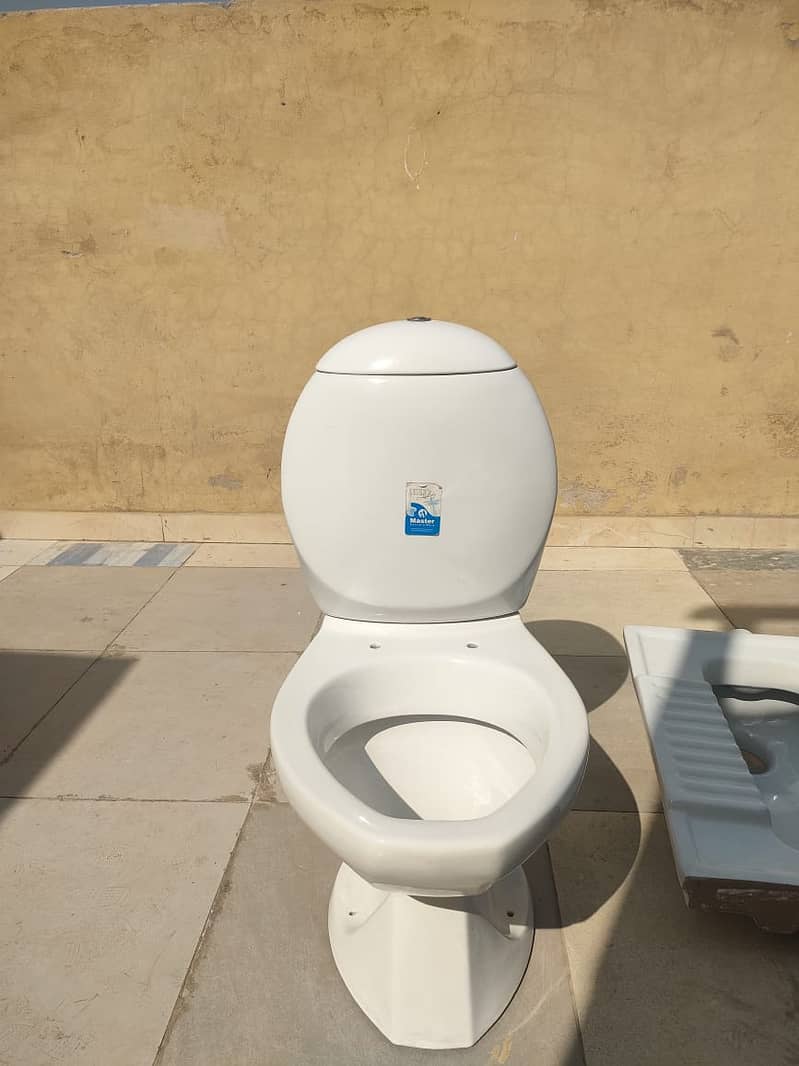 Toilet Commode (Brand new ) 3