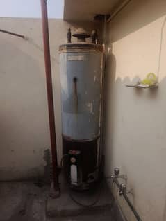 geyser used but in working condition