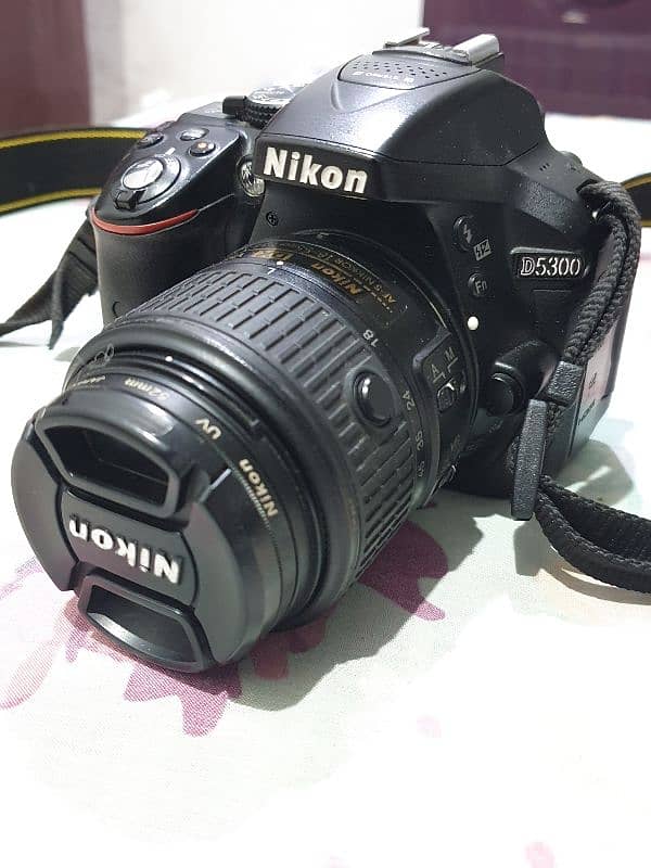 Nikon D5300 DSLR Camera 18-55 lens 5